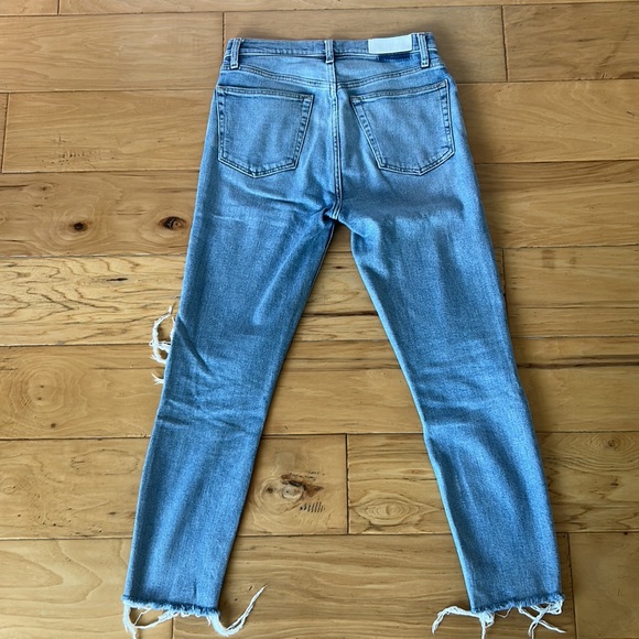 Re/done Comfort Stretch High Rise Ankle Crop - Light Dusk Destroyed Sz:28 - Picture 5 of 9